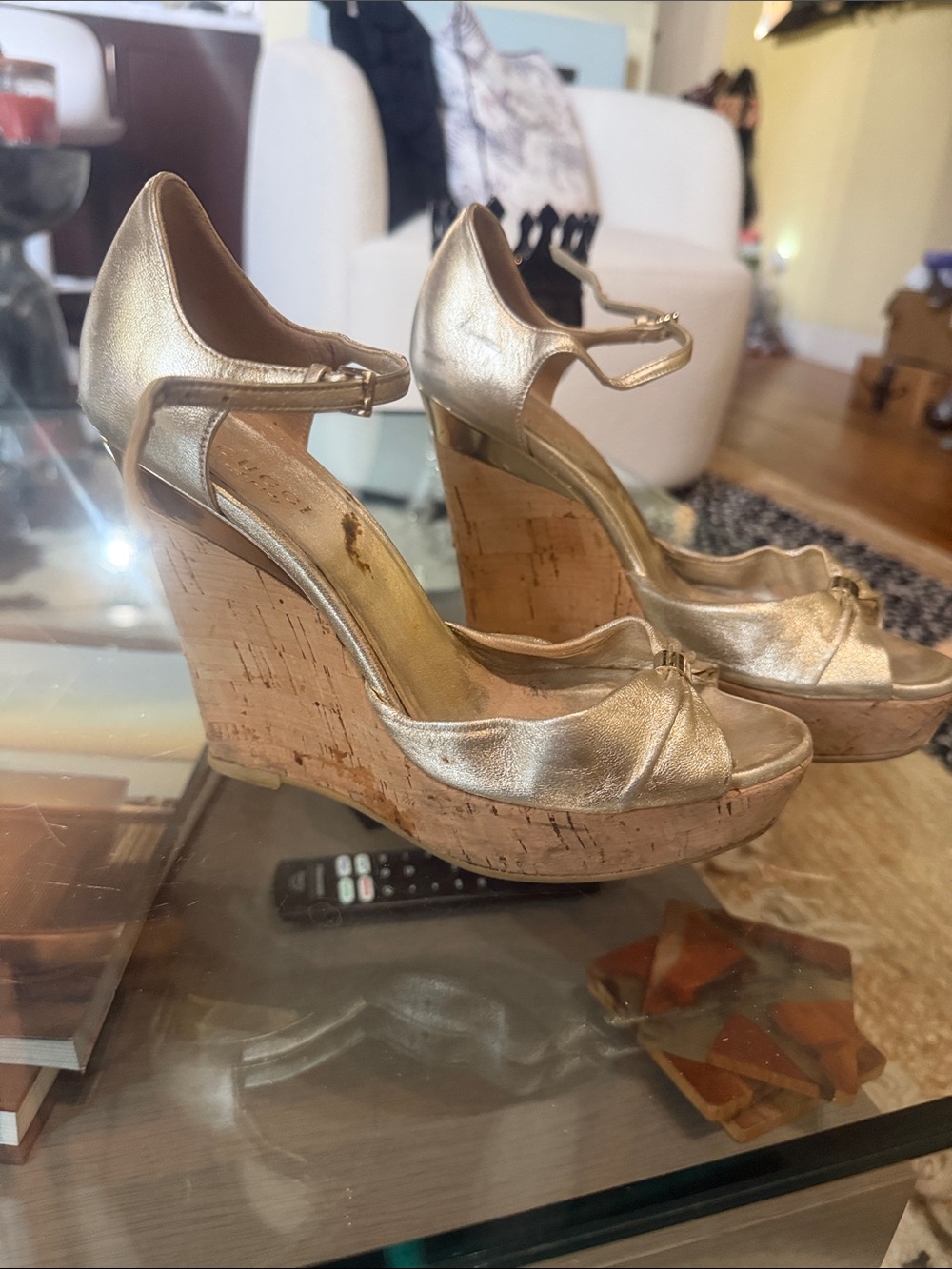 Gucci Metallic Gold Peep-Toe Platform Heels with Bow - Picture 2 of 4